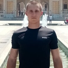 Фотография мужчины Денчик, 24 года из г. Находка
