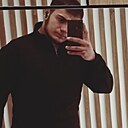 Дамир, 22 года