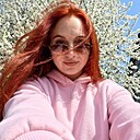 София, 19 лет