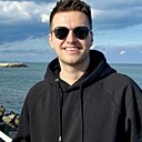 Di, 33 года