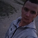 Малой, 27 лет