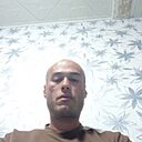 Jurat, 41 год