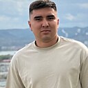 Максим, 24 года
