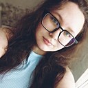Полина, 22 года