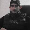 Лев, 25 лет