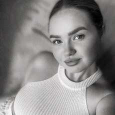 Фотография девушки Аделина, 22 года из г. Уссурийск