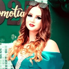 Фотография девушки Alexandra, 18 лет из г. București