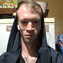 Максим, 23 года