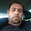 Дато, 37 лет