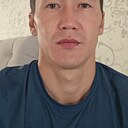 Жан, 28 лет