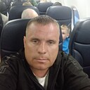 Комарь Виталий, 43 года