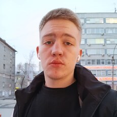 Фотография мужчины Артём, 20 лет из г. Енакиево