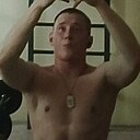 Miki, 21 год