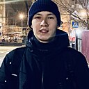 Дархан, 19 лет