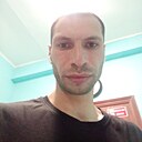 Михаил, 33 года