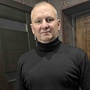 Max, 42 года