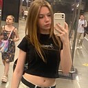 Анастасия, 18 лет