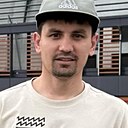 Умар, 25 лет