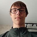 Миша, 18 лет