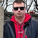 Артём, 24 года