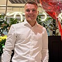 Илья, 32 года