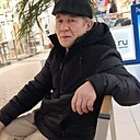 Гумар, 52 года