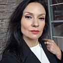 Алсу, 45 лет