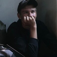 Фотография мужчины Леонид, 18 лет из г. Томск