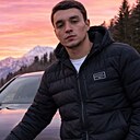 Адам, 22 года