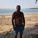 Vasile, 41 год