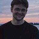 Viktor, 24 года