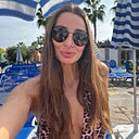 Оли, 33 года