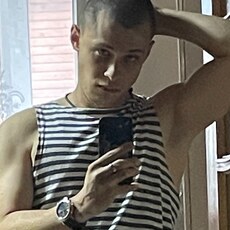 Фотография мужчины Максим, 22 года из г. Петропавловск-Камчатский