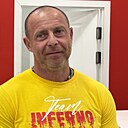 Олег, 47 лет
