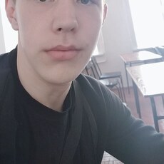 Фотография мужчины Данил, 19 лет из г. Березовский (Кемеровская Обл)