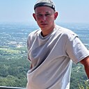Олег, 33 года