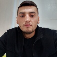 Фотография мужчины Ислом, 24 года из г. Екатеринбург