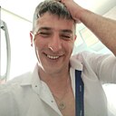 Азэр, 33 года