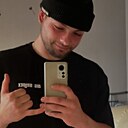Антон, 23 года
