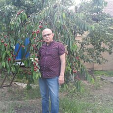 Фотография мужчины Владимир, 51 год из г. Каменск-Шахтинский