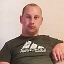 Максим, 33 года