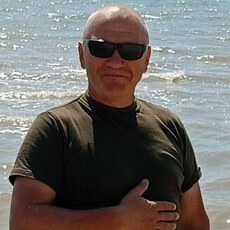 Владимир, 56 из г. Хабаровск.