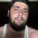 Магомед, 22 года