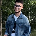 Максим, 24 года