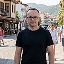 Михаил, 34 года