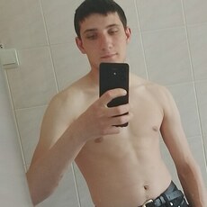 Фотография мужчины Станислав, 21 год из г. Североуральск