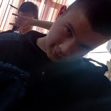 Фотография мужчины Александр, 19 лет из г. Омск