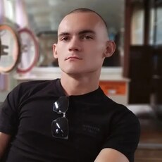 Фотография мужчины Виктор, 22 года из г. Энгельс