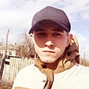 Максим, 24 года