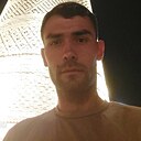Достонбек, 32 года